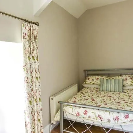 The Bride Valley Farmhouse *