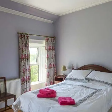 The Bride Valley Farmhouse * Castlerichard