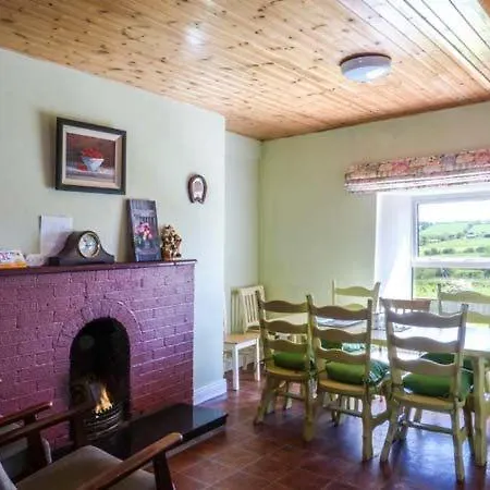 The Bride Valley Farmhouse Casa vacanze